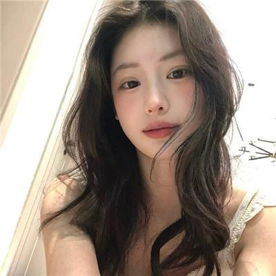 穿网球鞋的电脑